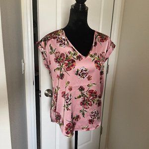 New York & Company Pink Floral Print Blouse / Shell Size Medium